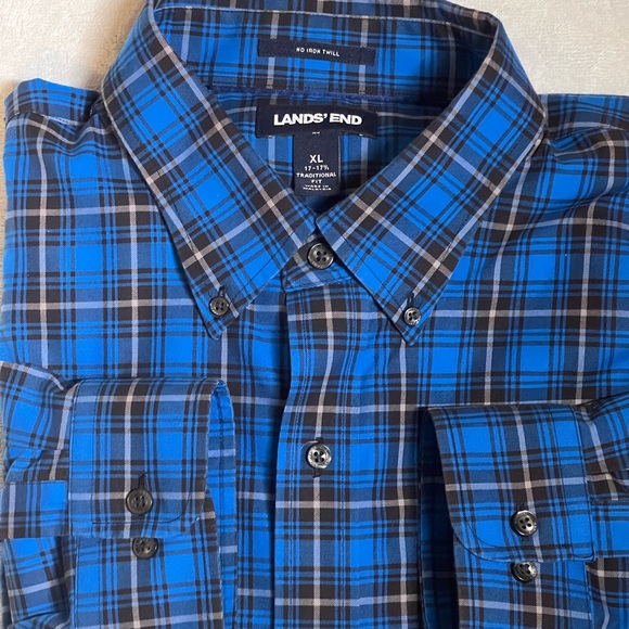 🔥 Lands End button down long sleeves shirt 🔥 REDUCED - Picture 4 of 4